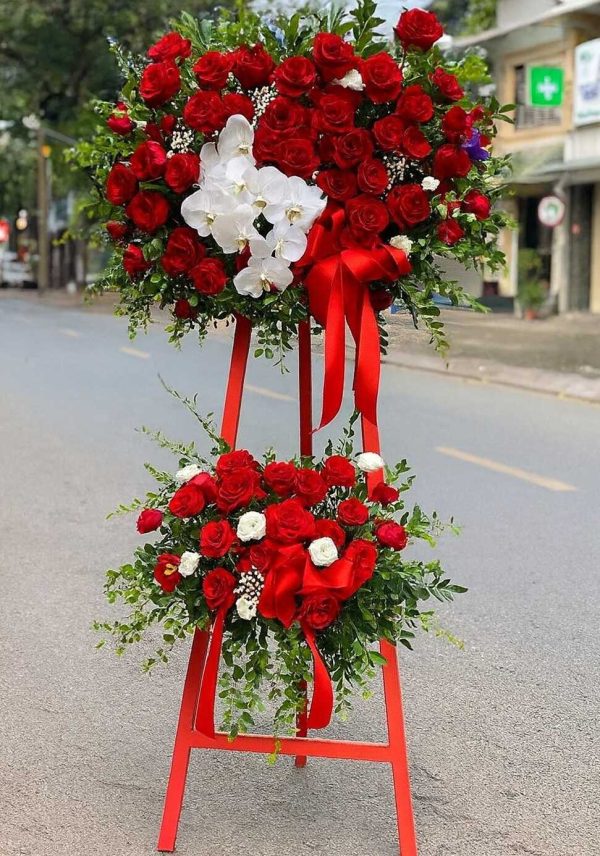 Kệ Hoa Chúc Mừng – Phong Cách Trang Nhã